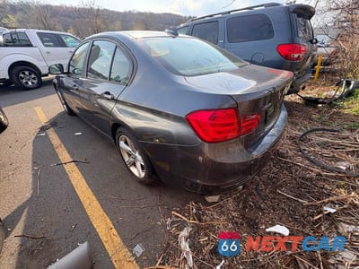 Trzecie zdjęcie samochodu z tyłu: 2014 BMW 320 I XDRIVE VIN:WBA3C3C56EF986021 - miniatura