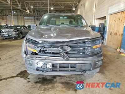 Piąte zdjęcie samochodu w środku: 2024 FORD F150 XLT VIN:1FTFW3LD9RFA21920 - miniatura