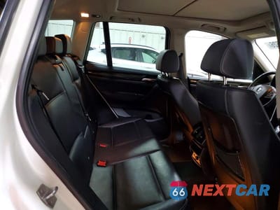 Zdjęcie 11 z 13 samochodu: 2014 BMW X3 XDRIVE28I VIN:5UXWX9C54E0D15832 - miniatura