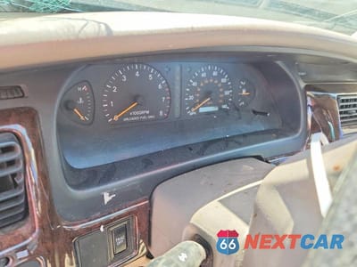 Zdjęcie 9 z 12 samochodu: 1999 TOYOTA AVALON XLS VIN:4T1BF18B0XU314488 - miniatura