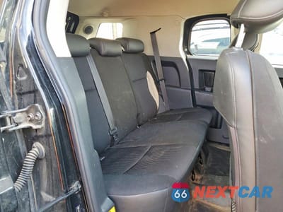 Zdjęcie 11 z 13 samochodu: 2007 TOYOTA FJ CRUISER BASE VIN:JTEBU11F670096325 - miniatura