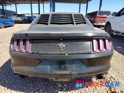 Zdjęcie 6 z 13 samochodu: 2015 FORD MUSTANG VIN:1FA6P8AM8F5363122 - miniatura