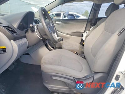 Zdjęcie 7 z 12 samochodu: 2014 HYUNDAI ACCENT GS VIN:KMHCT5AE7EU188510 - miniatura