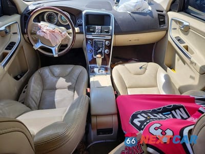 Zdjęcie 8 z 13 samochodu: 2012 VOLVO XC60 3.2 VIN:YV4952DZ4C2300336 - miniatura