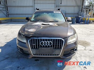 Piąte zdjęcie samochodu w środku: 2014 AUDI Q5 PREMIUM PLUS VIN:WA1LFAFP9EA124544 - miniatura
