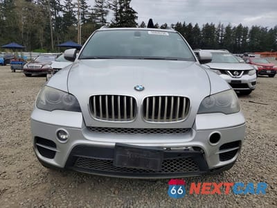 Piąte zdjęcie samochodu w środku: 2011 BMW X5 XDRIVE35D VIN:5UXZW0C59BL658025 - miniatura