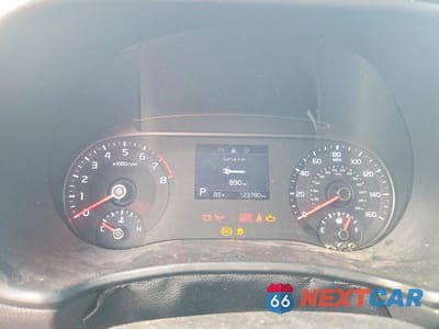 Zdjęcie 9 z 12 samochodu: 2020 KIA SOUL GT LINE VIN:KNDJ63AU2L7012832 - miniatura