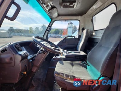 Zdjęcie 7 z 12 samochodu: 2000 ISUZU NPR BOX TRUCK VIN:JALB4B148Y7002168 - miniatura