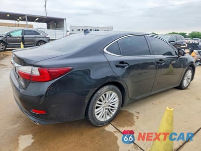 Trzecie zdjęcie samochodu z tyłu: 2017 LEXUS ES 350 VIN:58ABK1GG9HU041196 - miniatura