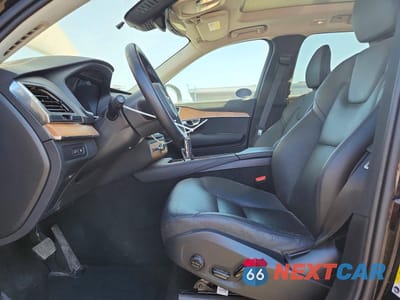 Zdjęcie 7 z 14 samochodu: 2024 VOLVO XC90 CORE VIN:YV4H60CK8R1250525 - miniatura