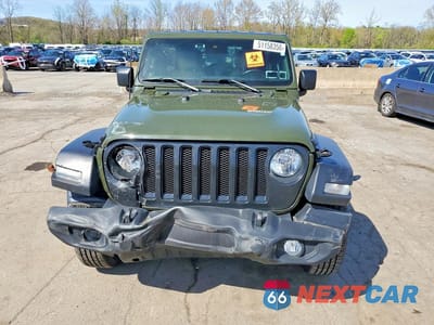 Piąte zdjęcie samochodu w środku: 2021 JEEP WRANGLER UNLIMITED SPORT VIN:1C4HJXDG3MW813240 - miniatura