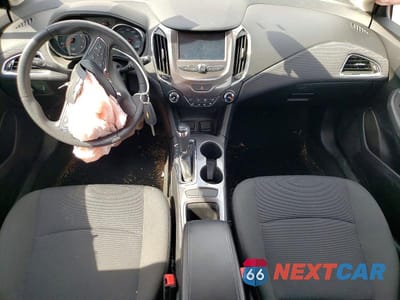 Zdjęcie 8 z 13 samochodu: 2017 CHEVROLET CRUZE LT VIN:3G1BE6SM0HS595457 - miniatura