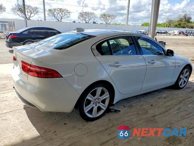 Trzecie zdjęcie samochodu z tyłu: 2017 JAGUAR XE PRESTIGE VIN:SAJAK4BN3HA953940 - miniatura
