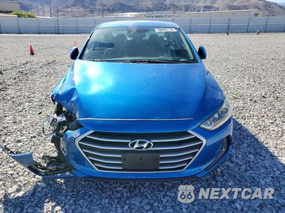 Piąte zdjęcie samochodu w środku: 2017 HYUNDAI ELANTRA VALUE EDITION VIN:5NPD84LF5HH203224 - miniatura