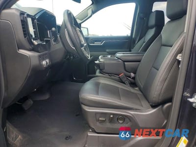 Zdjęcie 7 z 12 samochodu: 2026 GMC SIERRA C1500 SLT VIN:1GTPHDED6TZ239899 - miniatura