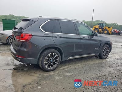 Trzecie zdjęcie samochodu z tyłu: 2017 BMW X5 SDRIVE35I VIN:5UXKR2C56H0U20633 - miniatura