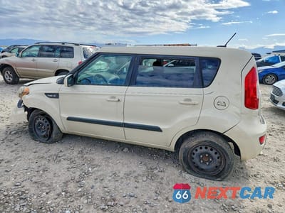 Drugie zdjęcie samochodu z przodu: 2013 KIA SOUL BASE VIN:KNDJT2A54D7484110 - miniatura