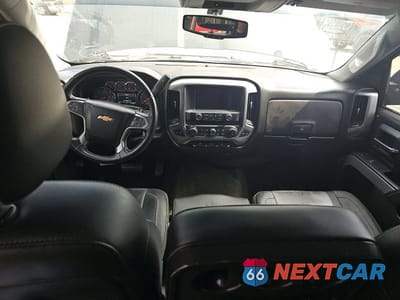 Zdjęcie 9 z 10 samochodu: 2015 CHEVROLET SILVERADO K1500 LT VIN:3GCUKREC1FG136452 - miniatura