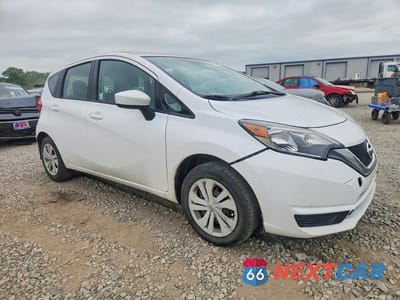 Czwarte zdjęcie samochodu z boku: 2019 NISSAN VERSA NOTE S VIN:3N1CE2CP4KL360495 - miniatura