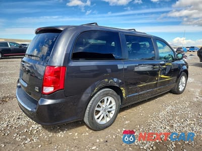 Trzecie zdjęcie samochodu z tyłu: 2016 DODGE GRAND CARAVAN SXT VIN:2C4RDGCGXGR374208 - miniatura