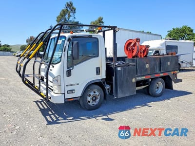 2015 ISUZU NPR 54DB4W1B7FS800691 - główne zdjęcie licytacji z USA - miniatura