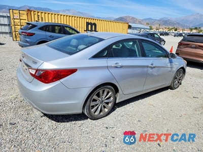 Trzecie zdjęcie samochodu z tyłu: 2012 HYUNDAI SONATA GLS VIN:5NPEB4AC0CH499972 - miniatura