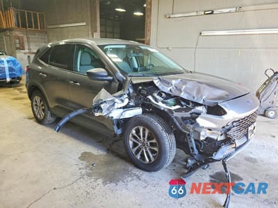 Czwarte zdjęcie samochodu z boku: 2022 FORD ESCAPE SE VIN:1FMCU9G64NUC02920 - miniatura