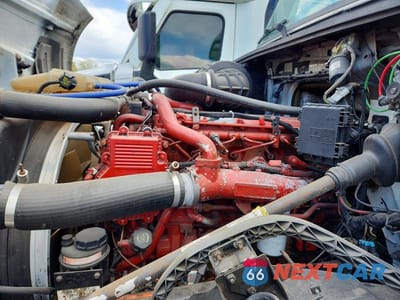 Zdjęcie 7 z 10 samochodu: 2013 VOLVO VNL SEMI TRUCK VIN:4V4NC9TG3DN558075 - miniatura