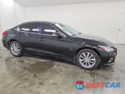 Czwarte zdjęcie samochodu z boku: 2017 INFINITI Q50 2.0T PREMIUM VIN:JN1CV7AP4HM642330 - miniatura