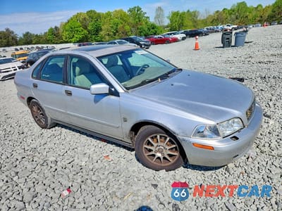 Czwarte zdjęcie samochodu z boku: 2004 VOLVO S40 1.9T VIN:YV1VS275X4F034523 - miniatura