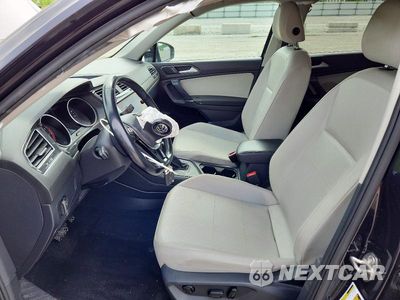 Zdjęcie 7 z 14 samochodu: 2018 VOLKSWAGEN TIGUAN SE VIN:3VV3B7AX0JM064034 - miniatura