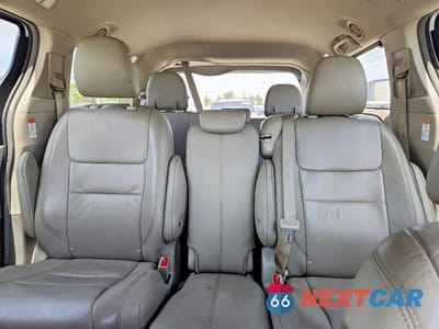 Zdjęcie 10 z 14 samochodu: 2015 TOYOTA SIENNA XLE PREMIUM 8-PASSENGER VIN:5TDYK3DC4FS630743 - miniatura