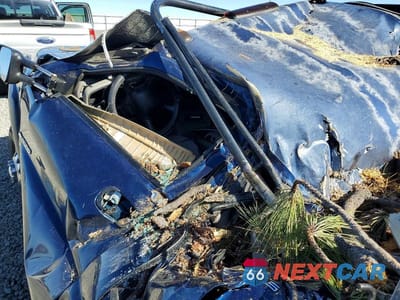 Zdjęcie 8 z 12 samochodu: 2001 CHEVROLET SILVERADO K3500 VIN:1GCJK39G11E323493 - miniatura