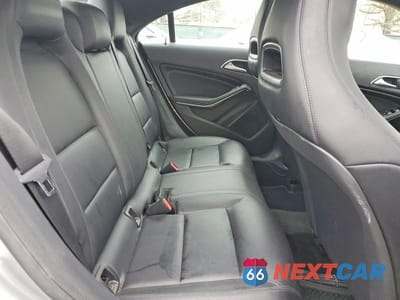 Zdjęcie 10 z 11 samochodu: 2014 MERCEDES-BENZ CLA 250 VIN:WDDSJ4EB8EN049261 - miniatura