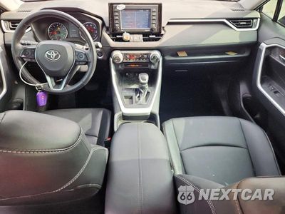 Zdjęcie 8 z 13 samochodu: 2021 TOYOTA RAV4 XLE PREMIUM VIN:2T3C1RFV7MC134248 - miniatura