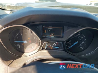 Zdjęcie 9 z 12 samochodu: 2018 FORD FOCUS SE VIN:1FADP3F21JL318576 - miniatura