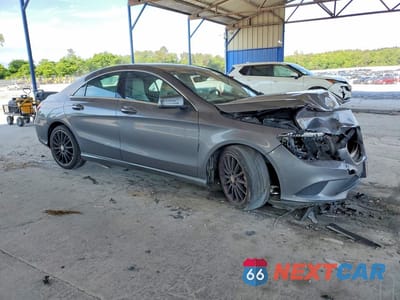 Czwarte zdjęcie samochodu z boku: 2014 MERCEDES-BENZ CLA 250 VIN:WDDSJ4EB9EN144752 - miniatura
