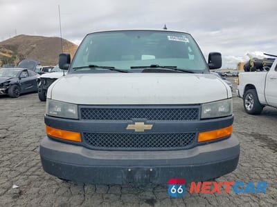 Piąte zdjęcie samochodu w środku: 2018 CHEV EXPRESS G2500 VIN:1GCWGBFP6J1253924 - miniatura