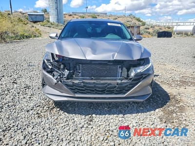 Piąte zdjęcie samochodu w środku: 2023 HYUNDAI ELANTRA BLUE VIN:KMHLM4AJ1PU059217 - miniatura