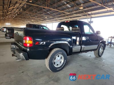 Trzecie zdjęcie samochodu z tyłu: 2002 GMC NEW SIERRA K1500 VIN:1GTEK14T22Z111058 - miniatura