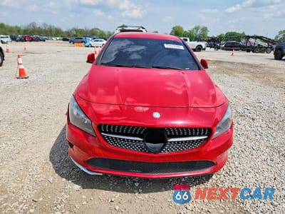 Piąte zdjęcie samochodu w środku: 2017 MERCEDES-BENZ CLA 250 4MATIC VIN:WDDSJ4GB5HN402718 - miniatura