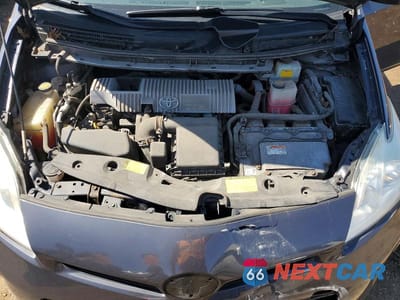 Zdjęcie 11 z 12 samochodu: 2012 TOYOTA PRIUS FOUR VIN:JTDKN3DU1C1608522 - miniatura