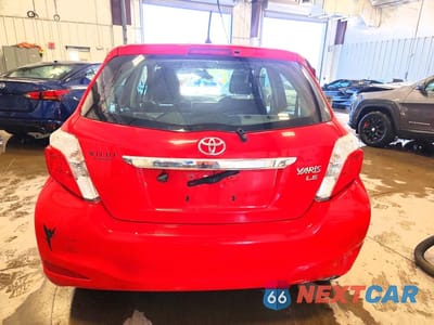 Zdjęcie 6 z 12 samochodu: 2014 TOYOTA YARIS 5-DOOR LE VIN:JTDKTUD39ED589321 - miniatura