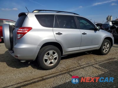 Trzecie zdjęcie samochodu z tyłu: 2009 TOYOTA RAV4 BASE VIN:JTMZK33V49D001085 - miniatura