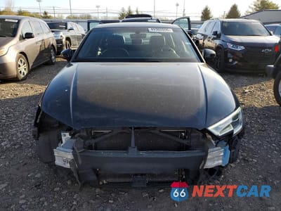 Piąte zdjęcie samochodu w środku: 2017 AUDI A3 PREMIUM VIN:WAUB8GFF1H1047210 - miniatura