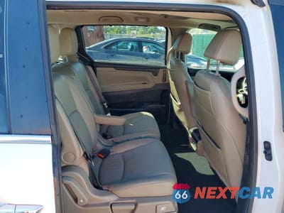 Zdjęcie 11 z 13 samochodu: 2021 HONDA ODYSSEY TOURING VIN:5FNRL6H8XMB042310 - miniatura