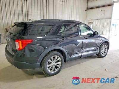 Trzecie zdjęcie samochodu z tyłu: 2024 FORD EXPLORER XLT VIN:1FMSK8DH9RGA76639 - miniatura
