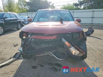 Piąte zdjęcie samochodu w środku: 2023 KIA SOUL LX VIN:KNDJ23AU8P7190911 - miniatura
