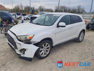 2013 MITSUBISHI OUTLANDER SPORT ES 4A4AP3AU6DE015400 - główne zdjęcie licytacji z USA - miniatura
