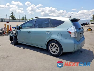 Drugie zdjęcie samochodu z przodu: 2013 TOYOTA PRIUS V THREE VIN:JTDZN3EU7D3252807 - miniatura